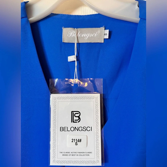 NWT Women’s Mid Sleeve Bell Sleeved Mini Dress - Picture 6 of 6